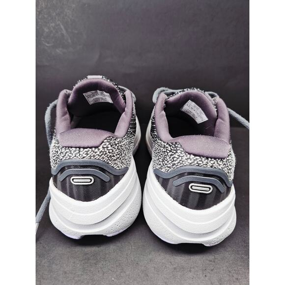 Brooks Women 8.5 Comfy footwear - Picture 2 of 10